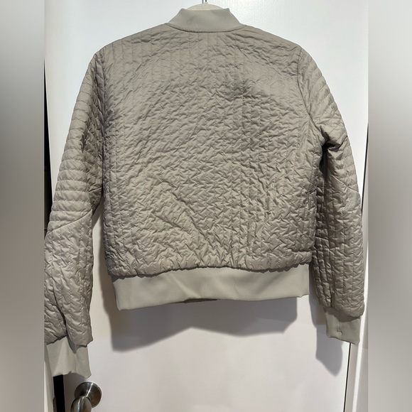 Lululemon Non-Stop Cottom Reversible Quilted Bomber Jacket - Picture 2 of 7